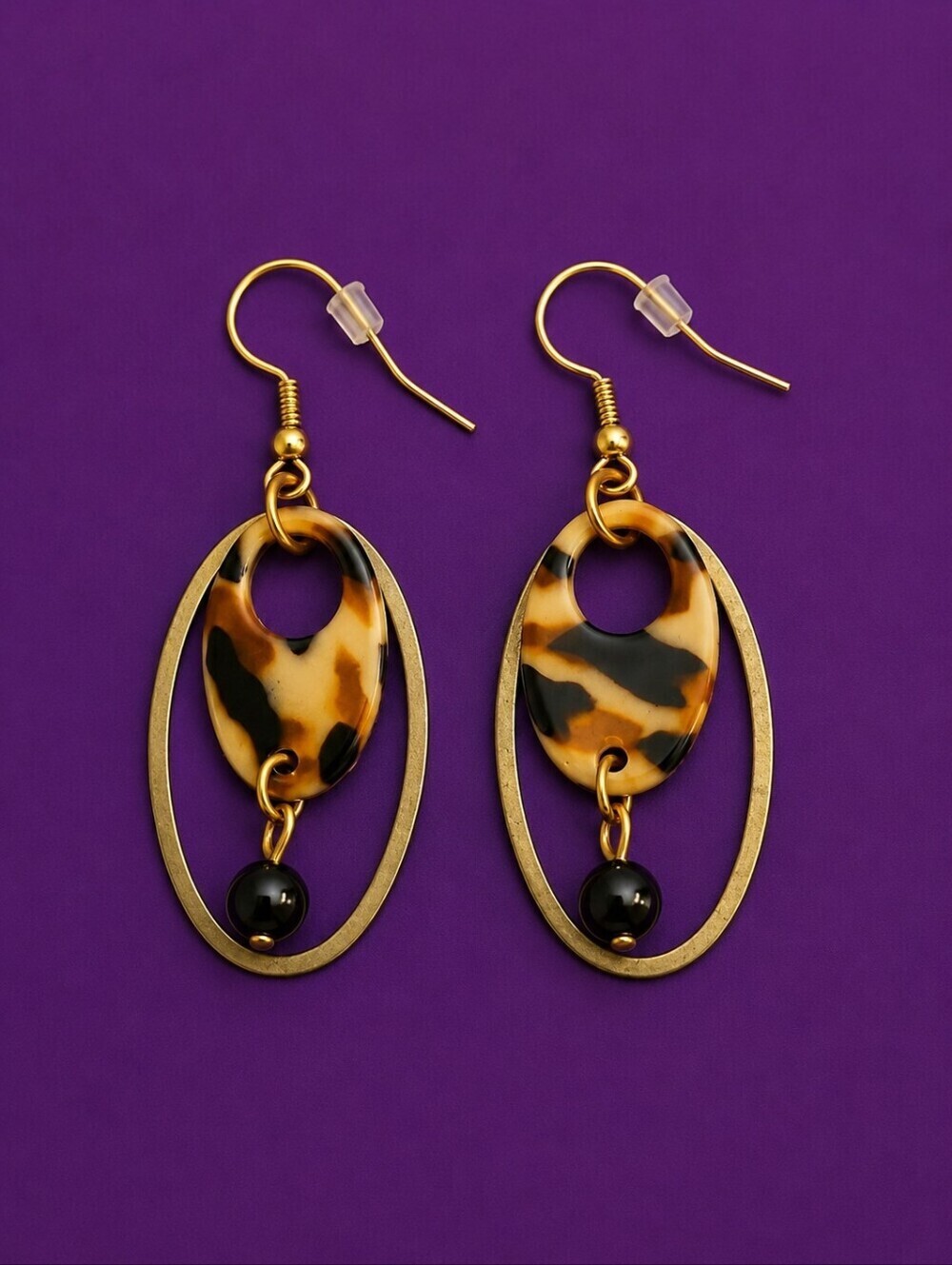3/$30 Vintage 1990s Oval Animal Print Dangle Hook Earrings